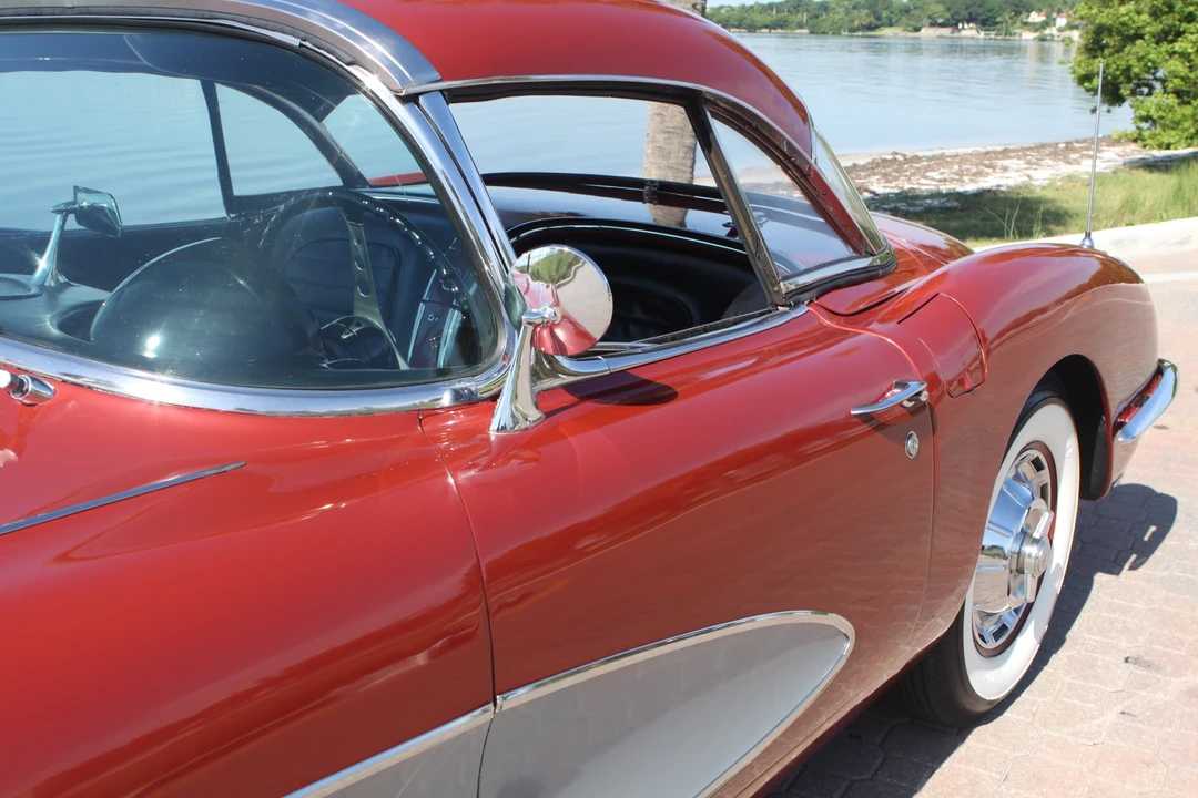 1960 Chevrolet Corvette C1 - Image 12 of 31