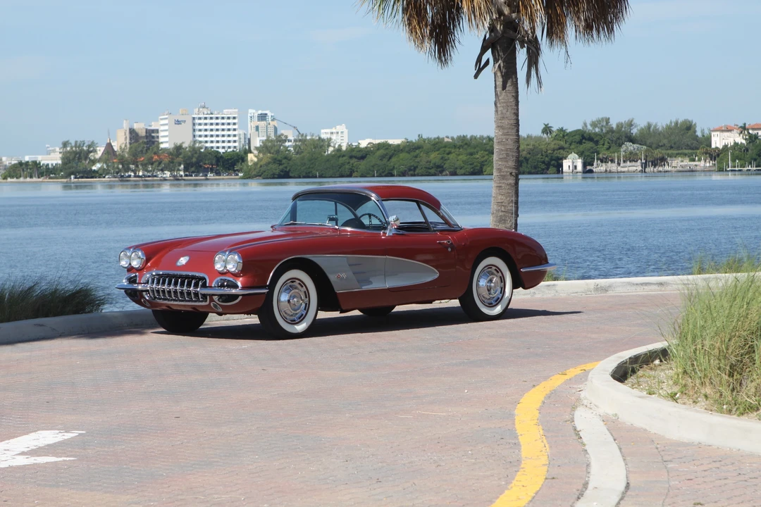 1960 Chevrolet Corvette C1 - Image 3 of 31