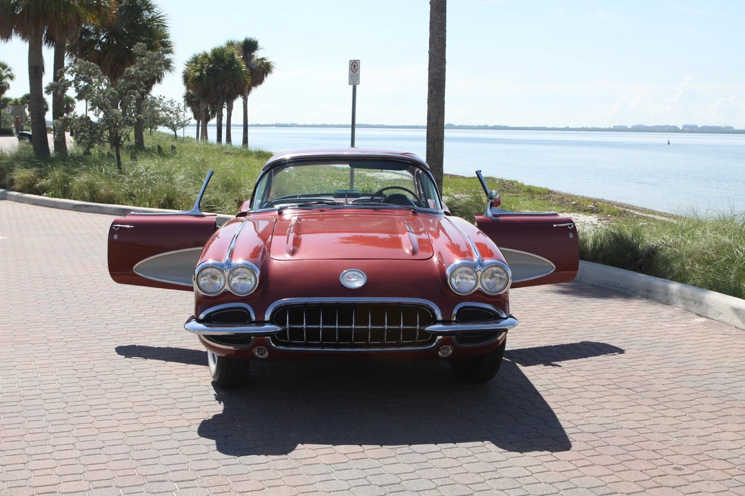 1960 Chevrolet Corvette C1 - Image 6 of 31