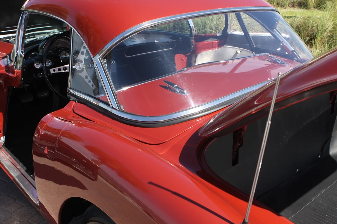1960 Chevrolet Corvette C1 - Image 15 of 31