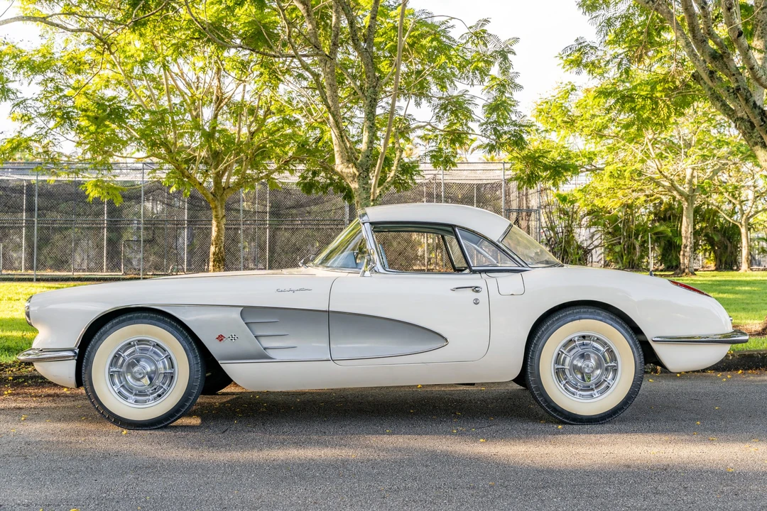 1960 Chevrolet Corvette C1 - Image 2 of 31