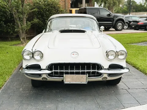 1960 Chevrolet Corvette C1 - Image 3 of 31