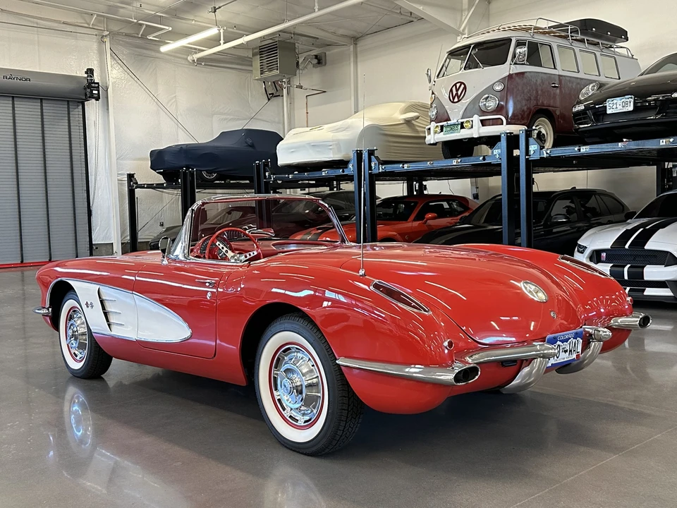 1960 Chevrolet Corvette C1 - Image 5 of 31