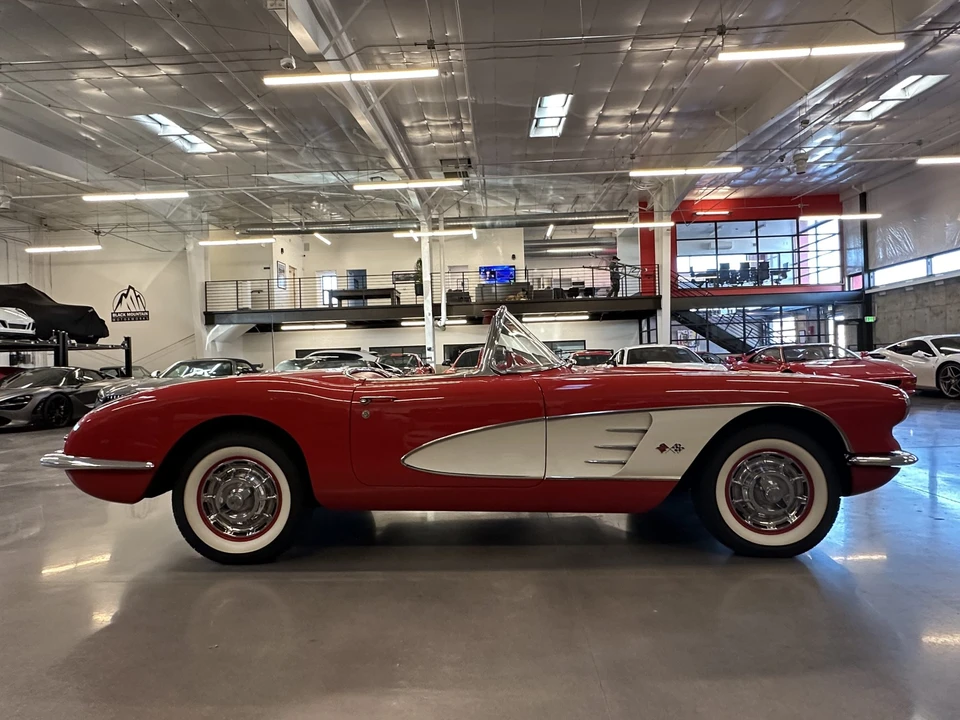 1960 Chevrolet Corvette C1 - Image 8 of 31