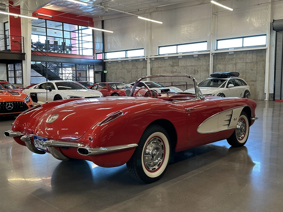 1960 Chevrolet Corvette C1 - Image 7 of 31