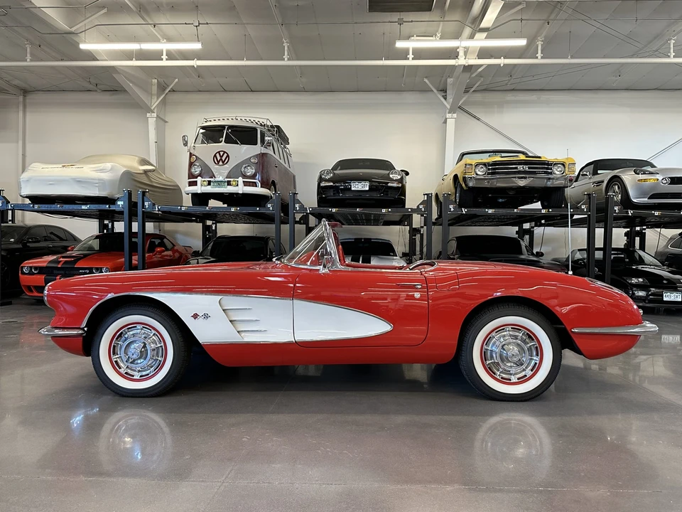 1960 Chevrolet Corvette C1 - Image 4 of 31