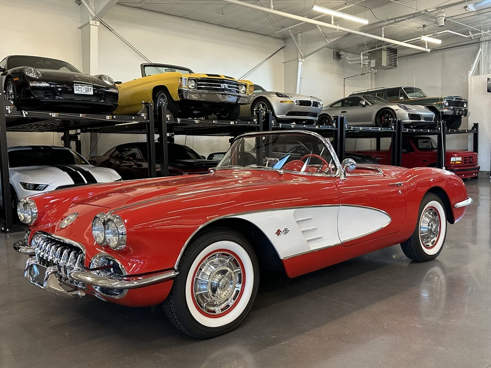 1960 Chevrolet Corvette C1 - Image 3 of 31