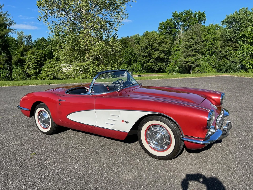 1960 Chevrolet Corvette C1 - Image 4 of 31