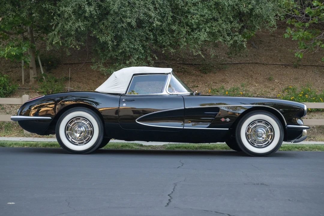 1960 Chevrolet Corvette C1 - Image 15 of 31