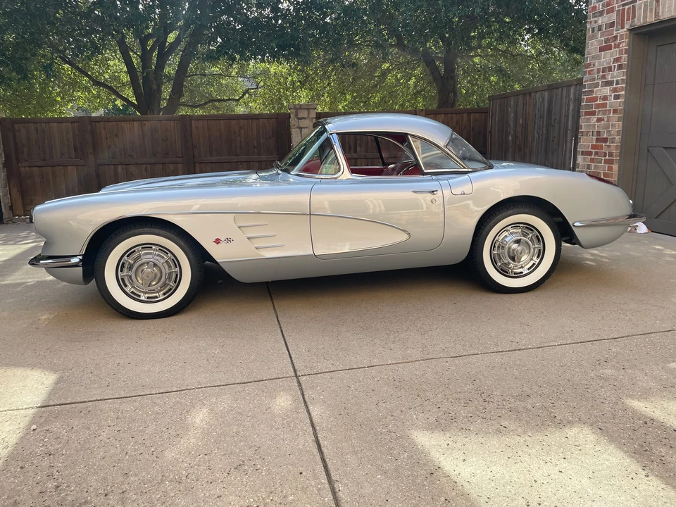 1960 Chevrolet Corvette C1 - Image 23 of 31