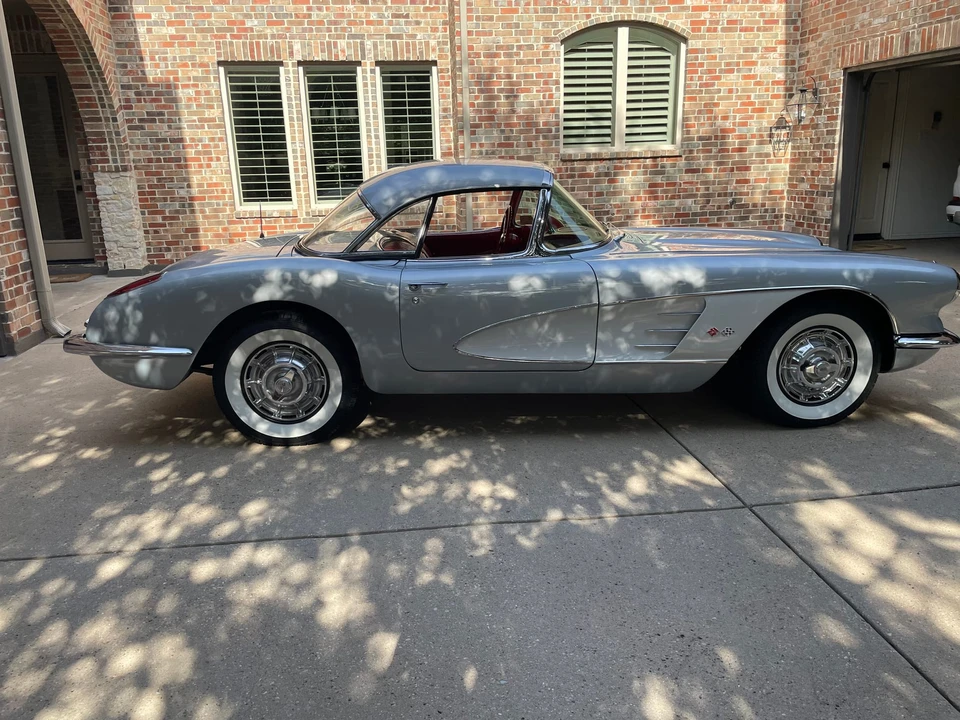1960 Chevrolet Corvette C1 - Image 22 of 31
