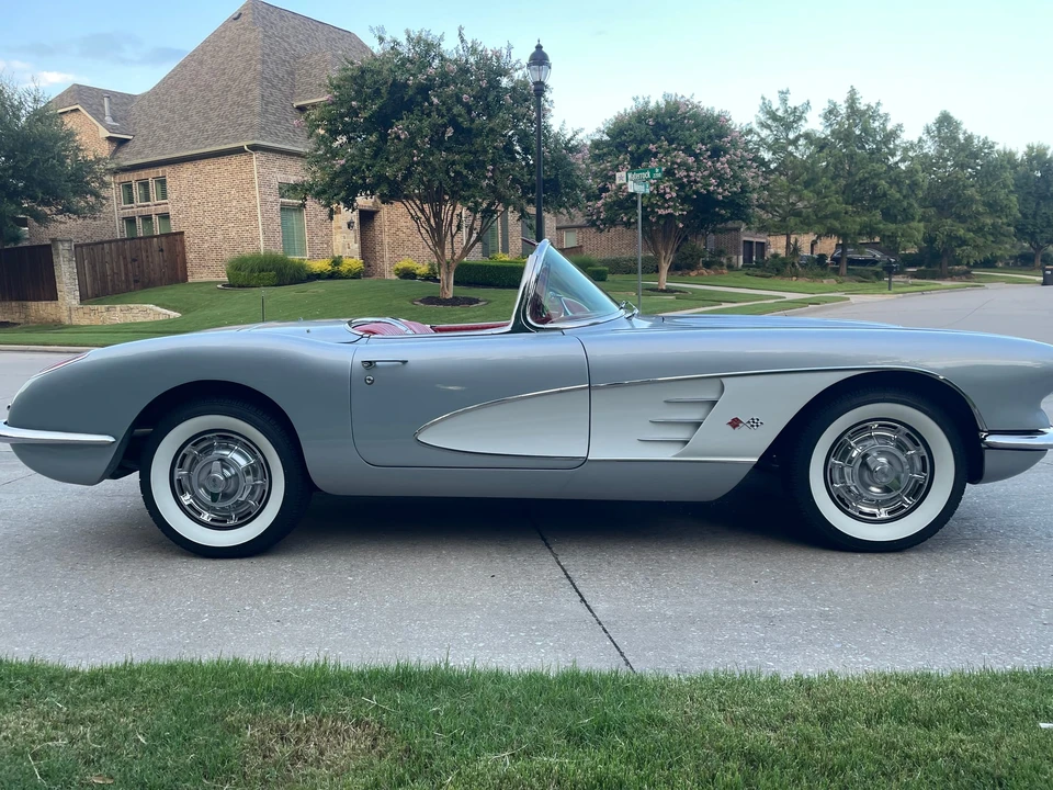 1960 Chevrolet Corvette C1 - Image 9 of 31