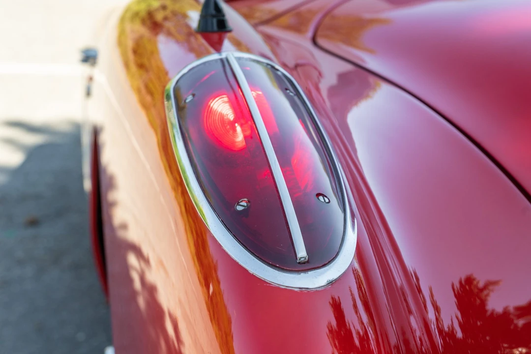 1960 Chevrolet Corvette C1 - Image 23 of 31