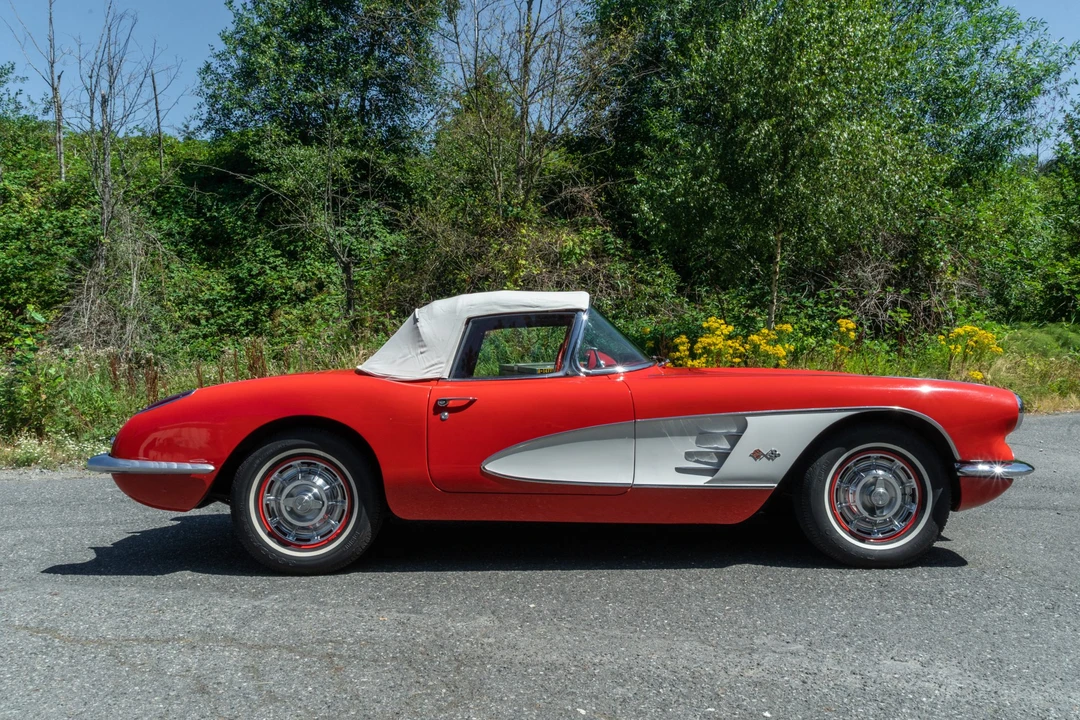 1960 Chevrolet Corvette C1 - Image 14 of 31