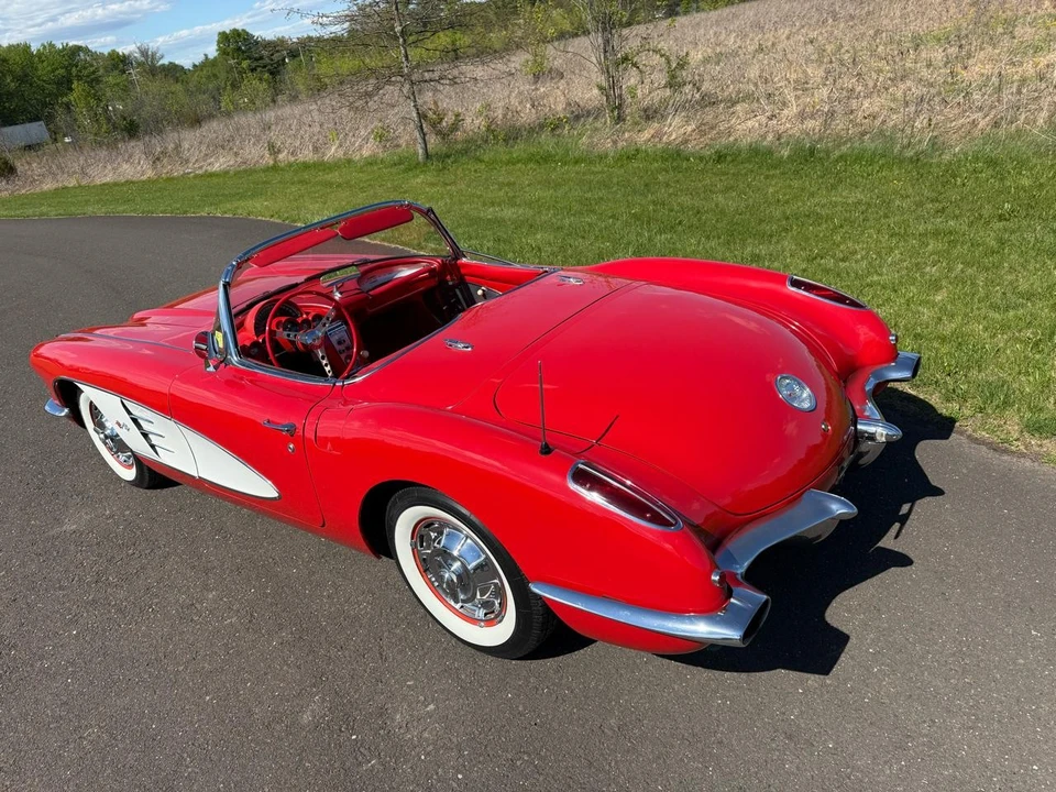 1960 Chevrolet Corvette C1 - Image 28 of 31
