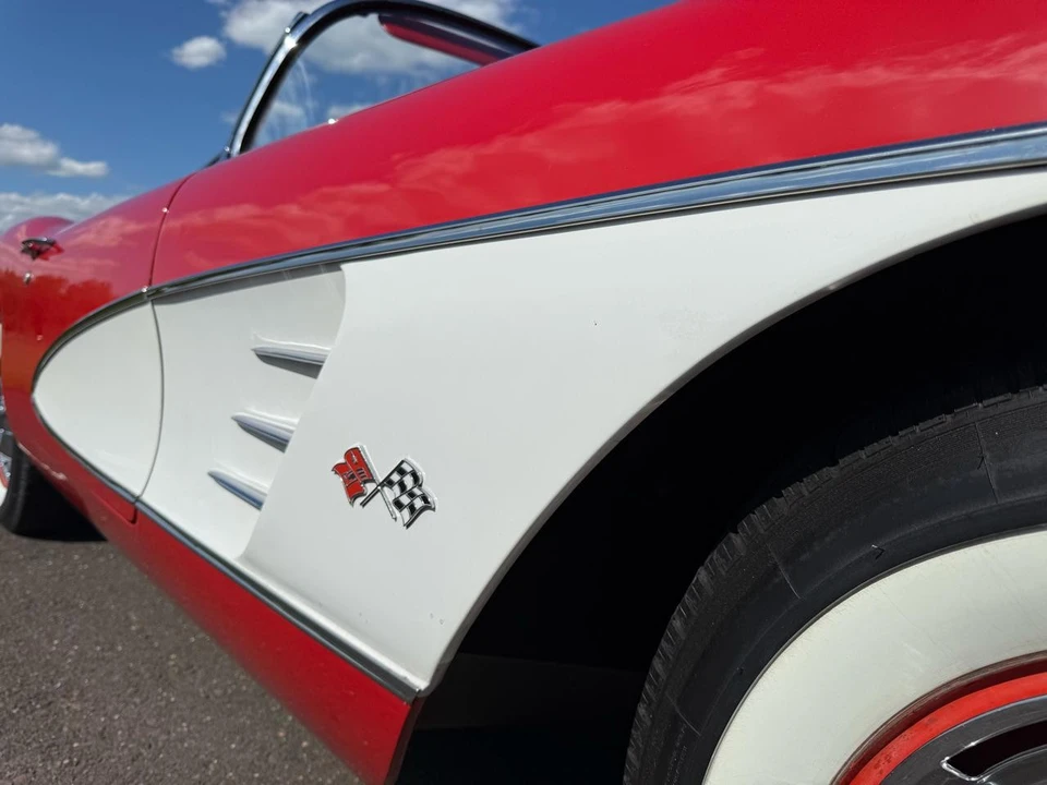 1960 Chevrolet Corvette C1 - Image 9 of 31