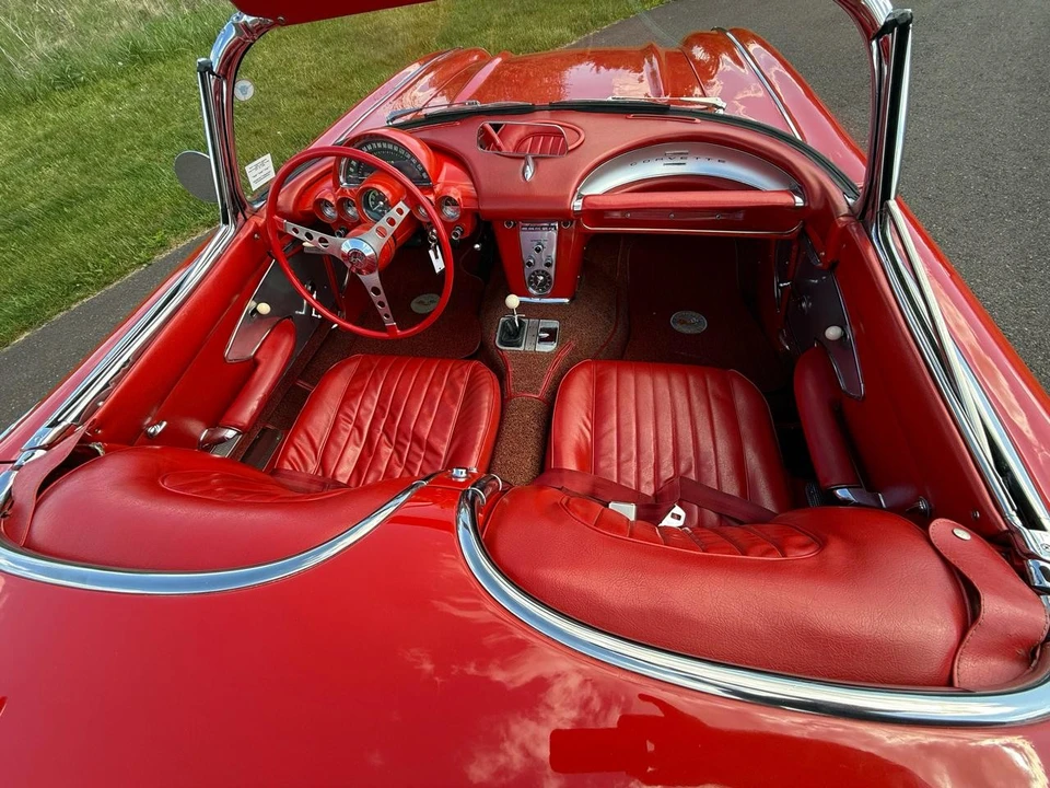 1960 Chevrolet Corvette C1 - Image 16 of 31