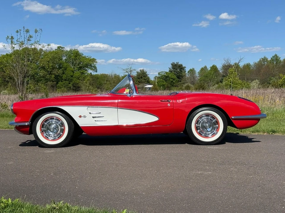 1960 Chevrolet Corvette C1 - Image 30 of 31