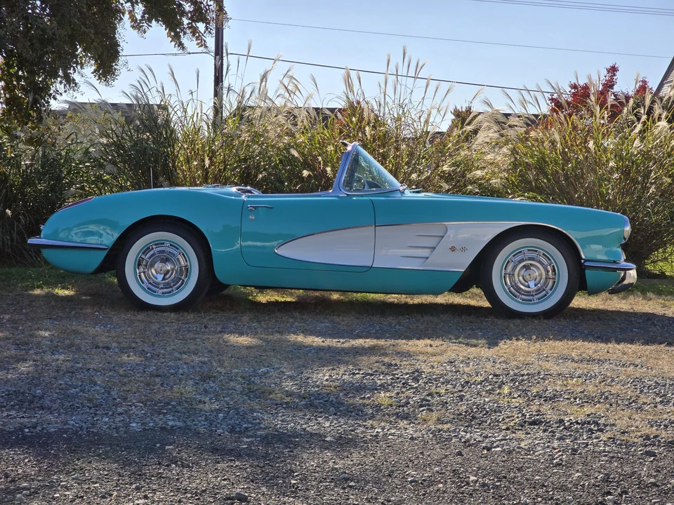 1960 Chevrolet Corvette C1 - Image 20 of 31