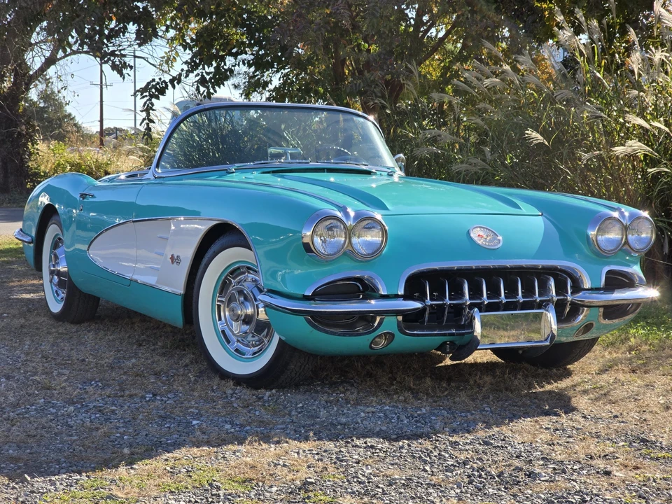 1960 Chevrolet Corvette C1 - Image 13 of 31