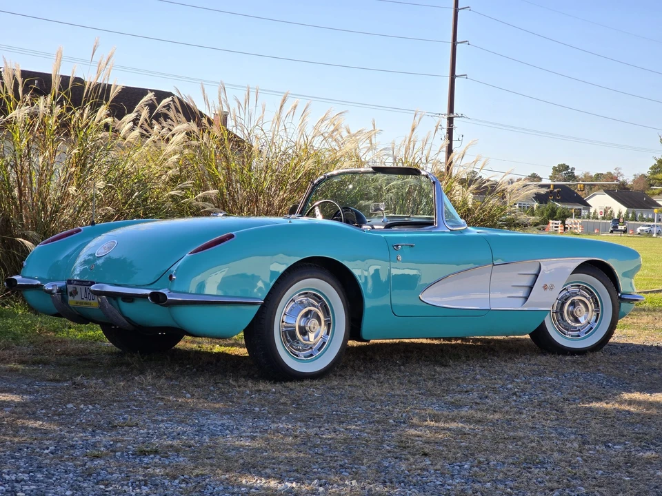 1960 Chevrolet Corvette C1 - Image 22 of 31