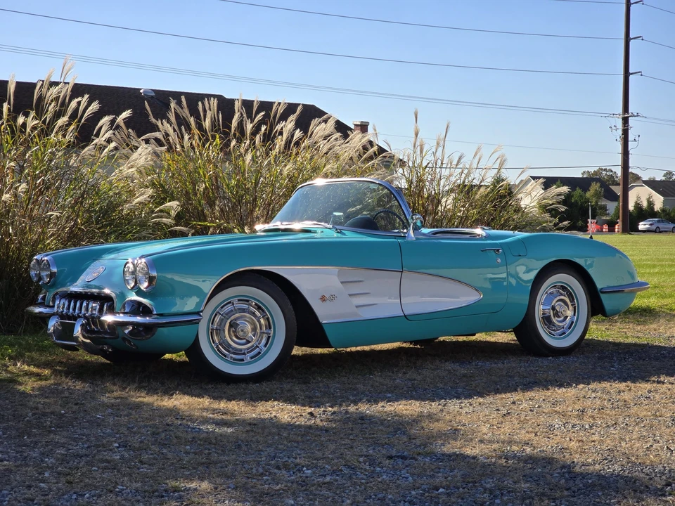 1960 Chevrolet Corvette C1 - Image 2 of 31