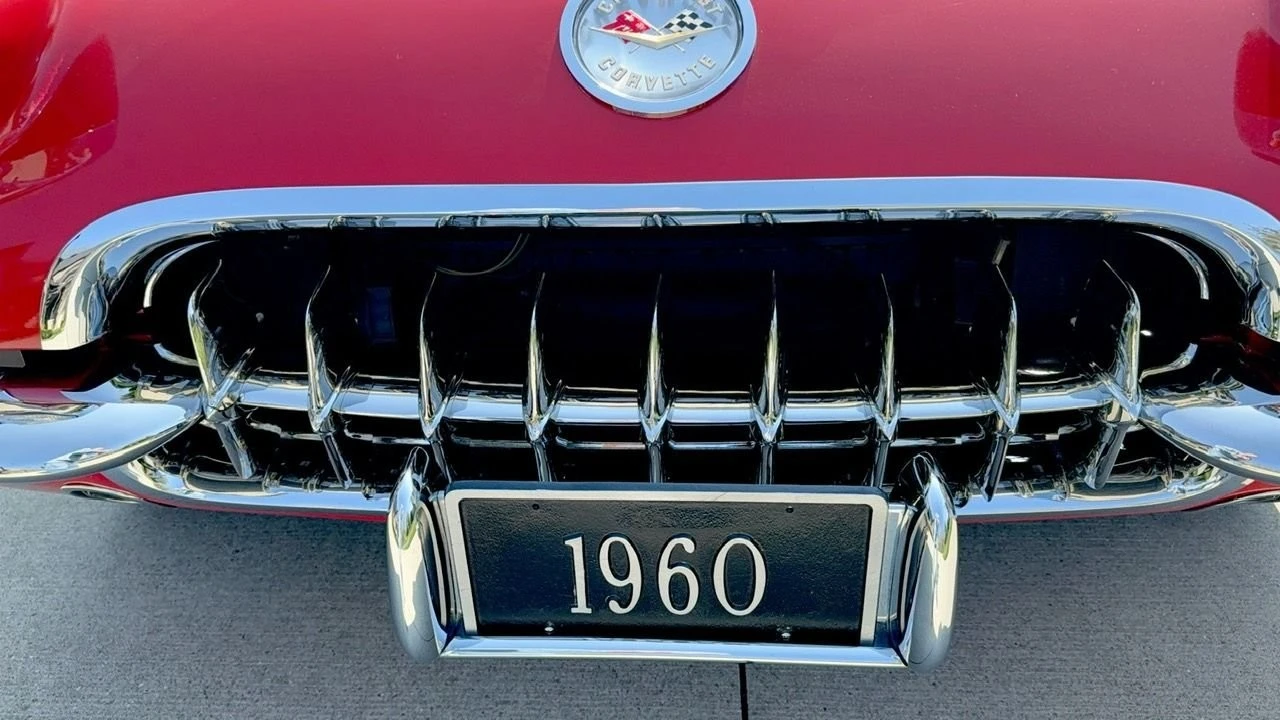 1960 Chevrolet Corvette - Image 10 of 31