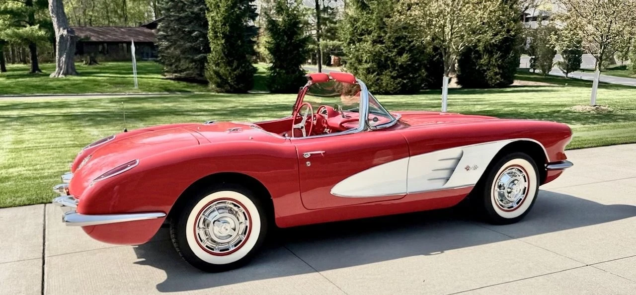 1960 Chevrolet Corvette - Image 14 of 31