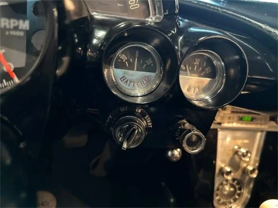 1960 Chevrolet Corvette C1 - Image 4 of 16