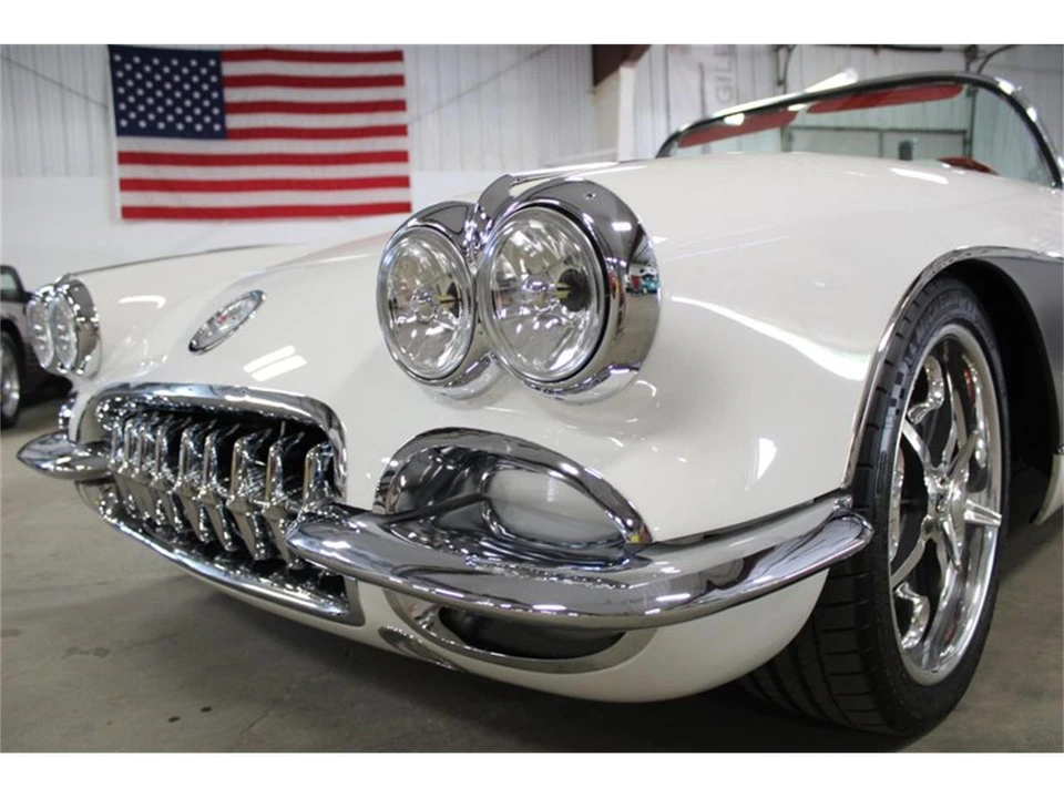 1960 Chevrolet Corvette C1 - Image 10 of 31