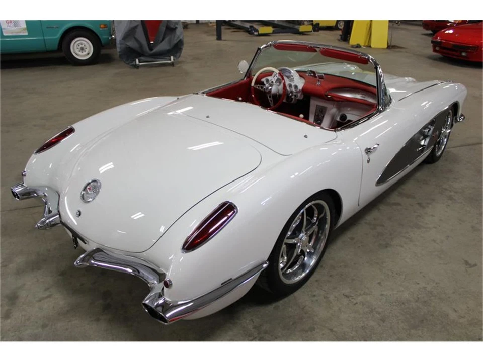 1960 Chevrolet Corvette C1 - Image 22 of 31