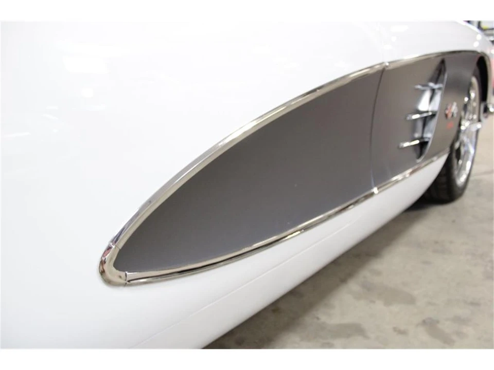 1960 Chevrolet Corvette C1 - Image 18 of 31