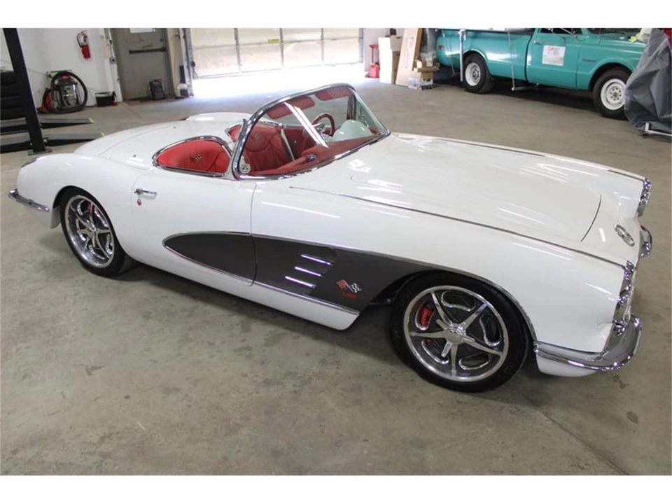 1960 Chevrolet Corvette C1 - Image 23 of 31