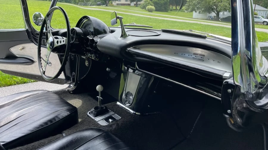 1960 Chevrolet Corvette C1 - Image 3 of 16
