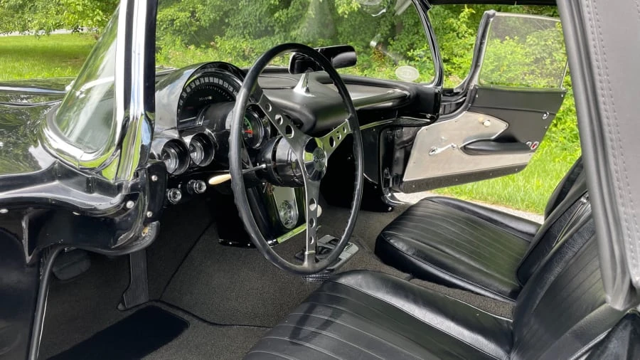 1960 Chevrolet Corvette C1 - Image 16 of 16