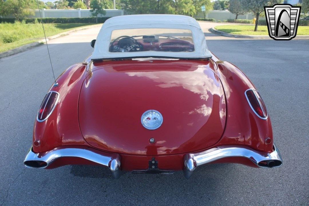 1960 Chevrolet Corvette C1 - Image 9 of 21
