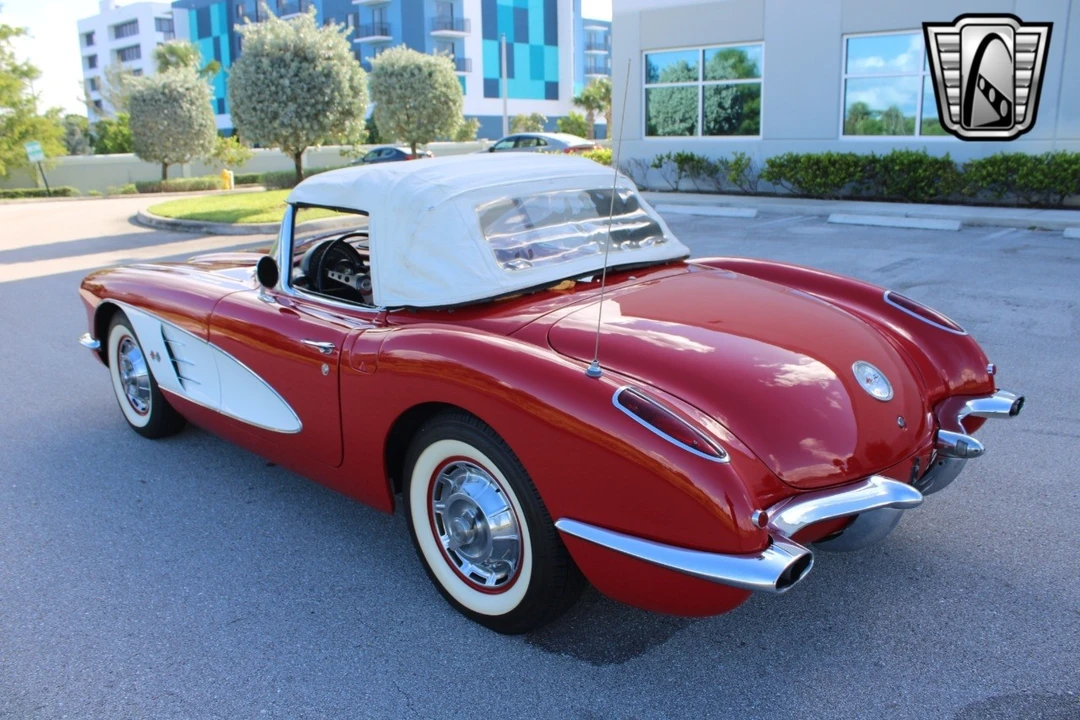 1960 Chevrolet Corvette C1 - Image 8 of 21