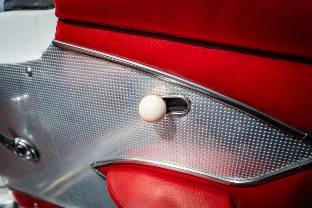 1960 Chevrolet Corvette C1 - Image 22 of 30