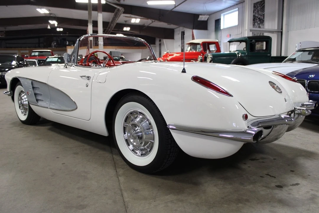 1960 Chevrolet Corvette C1 - Image 4 of 12