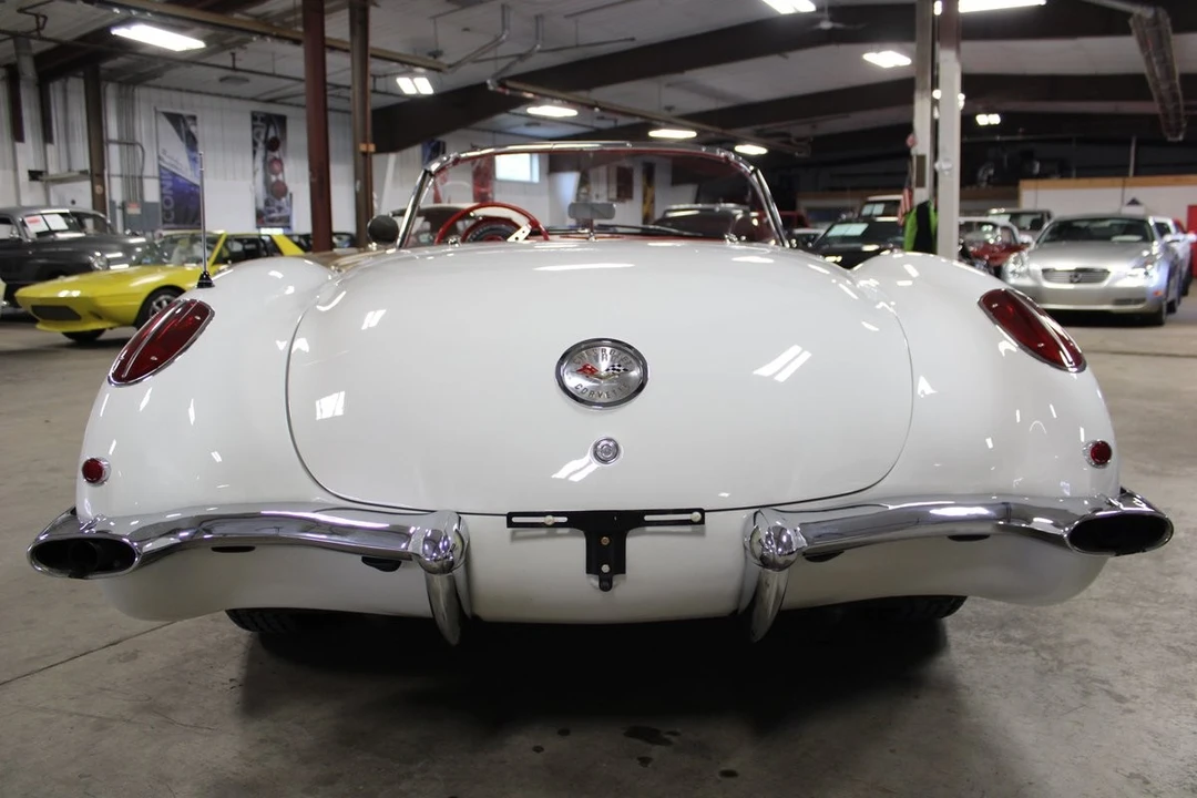 1960 Chevrolet Corvette C1 - Image 5 of 12