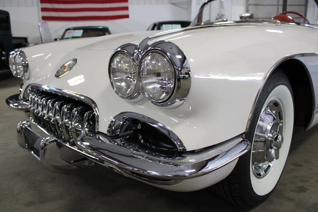 1960 Chevrolet Corvette C1 - Image 10 of 12