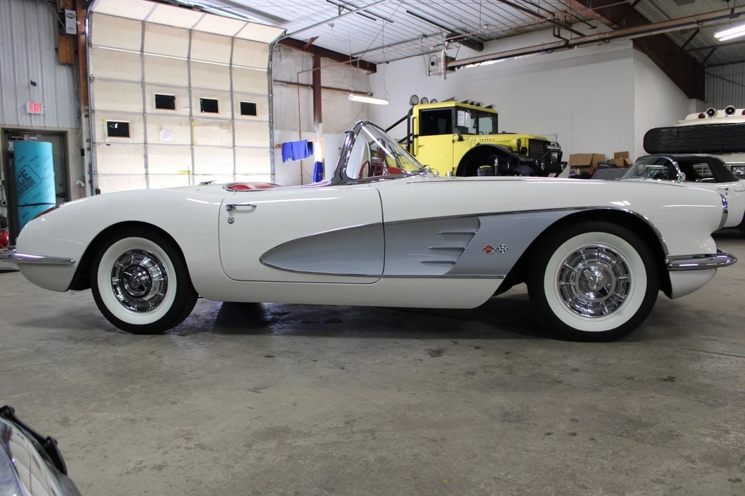 1960 Chevrolet Corvette C1 - Image 7 of 12