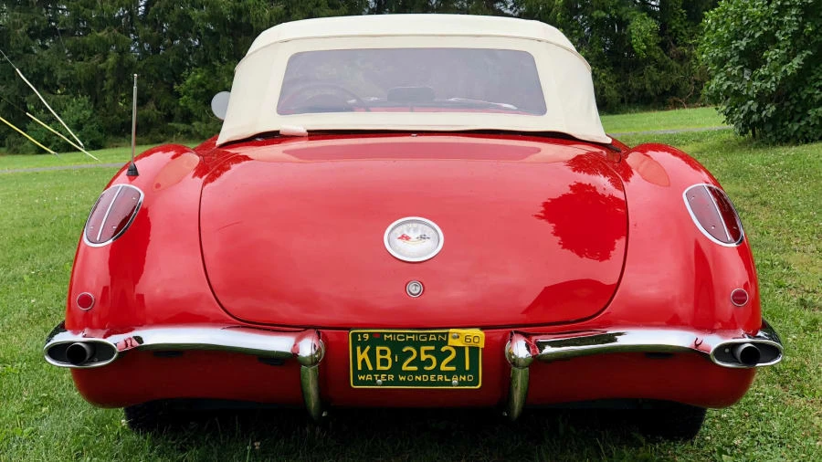 1960 Chevrolet Corvette C1 - Image 11 of 12