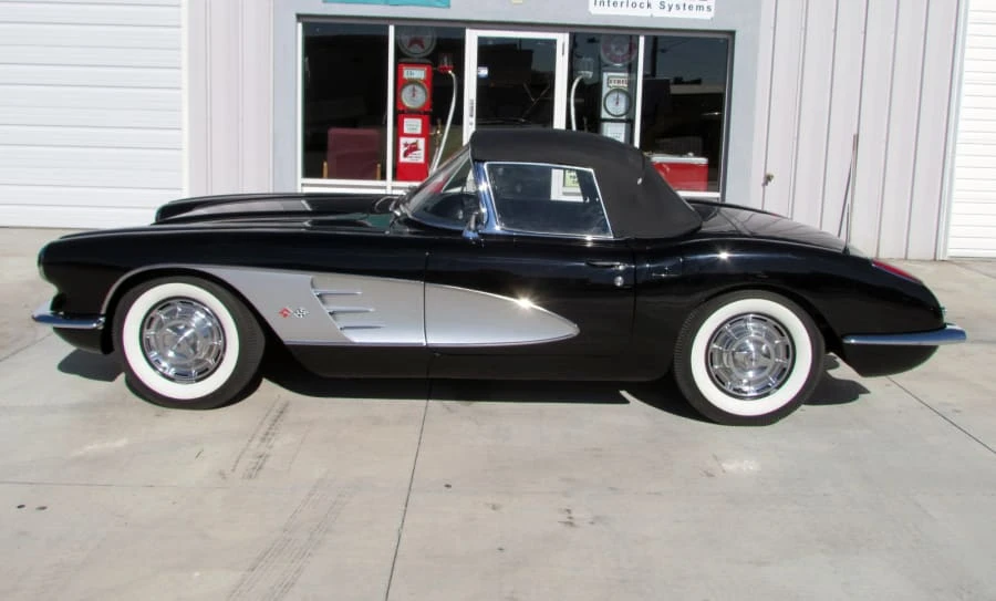 1960 Chevrolet Corvette C1 - Image 2 of 6