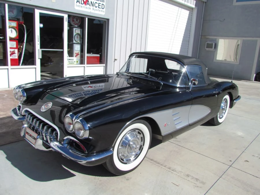 1960 Chevrolet Corvette C1 - Image 6 of 6