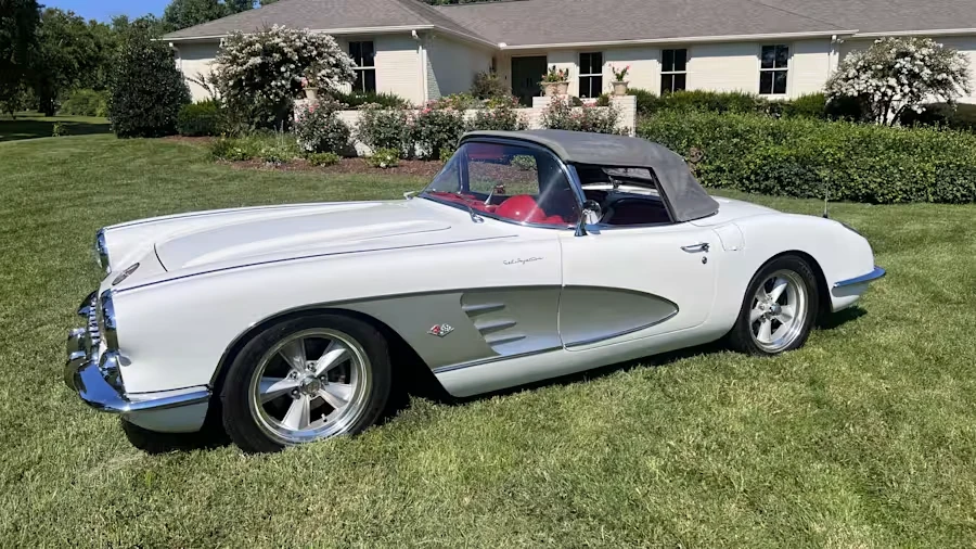 1960 Chevrolet Corvette C1 - Image 4 of 31