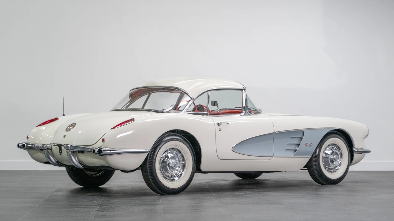 1960 Chevrolet Corvette C1 - Image 13 of 21