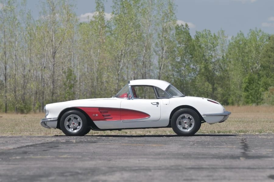 1960 Chevrolet Corvette C1 - Image 2 of 9