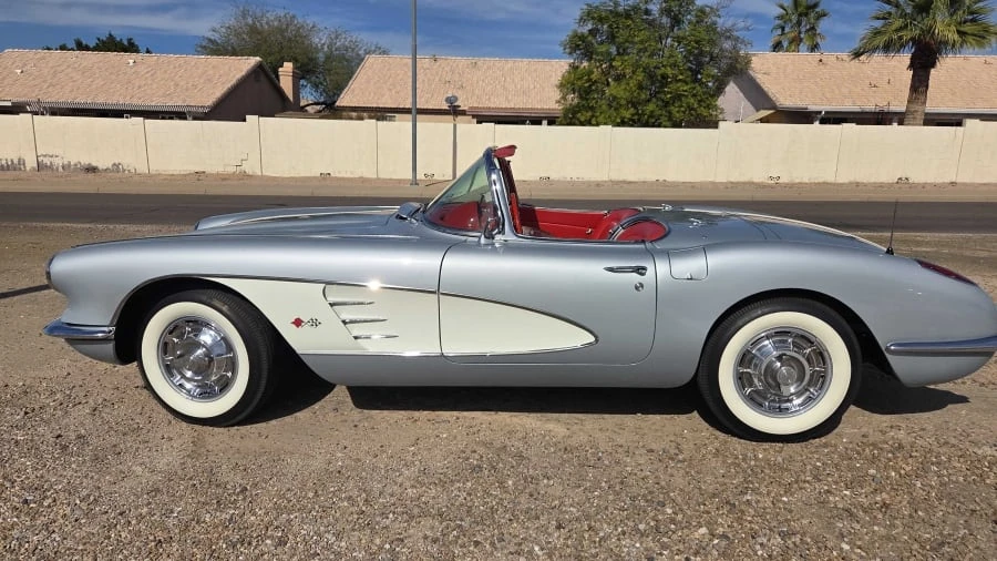 1960 Chevrolet Corvette C1 - Image 2 of 13