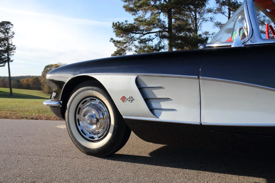 1960 Chevrolet Corvette C1 - Image 9 of 31